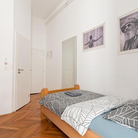 Galeria Rooms Lublana Pokój zdjęcie