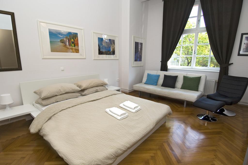 Galeria Rooms Lublana Pokój zdjęcie