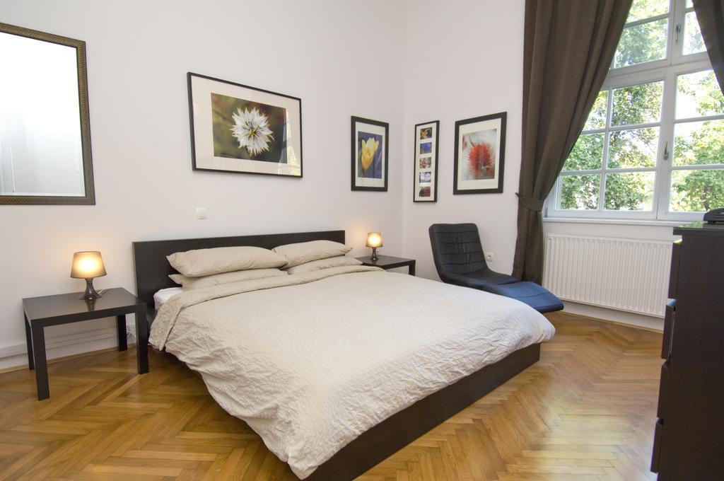 Galeria Rooms Lublana Pokój zdjęcie