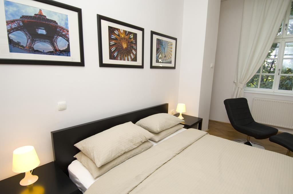 Galeria Rooms Lublana Pokój zdjęcie