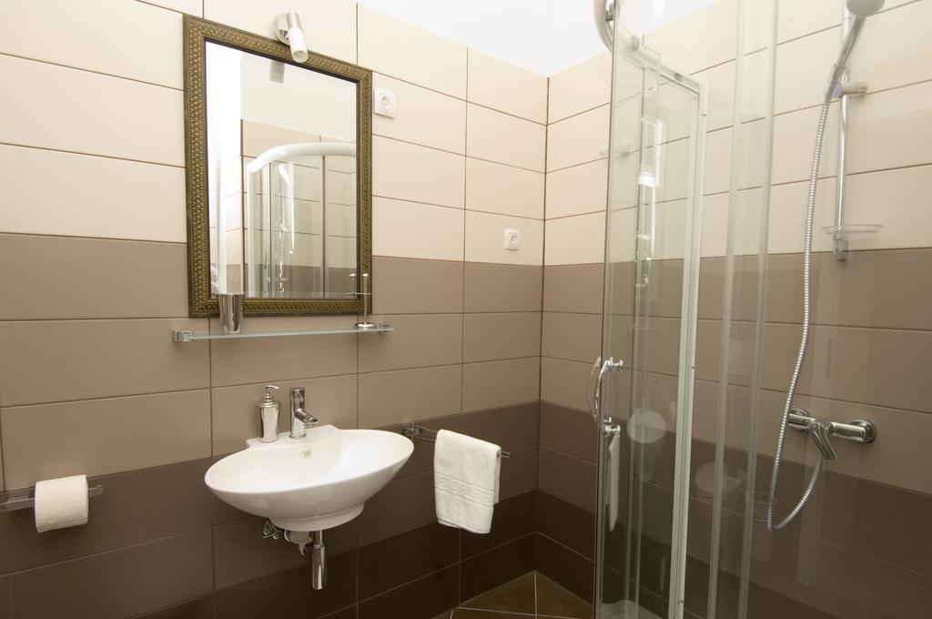 Galeria Rooms Lublana Pokój zdjęcie