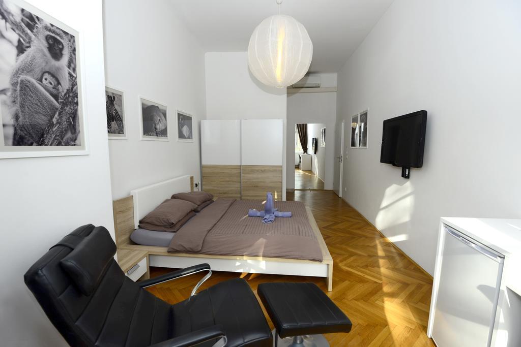 Galeria Rooms Lublana Pokój zdjęcie